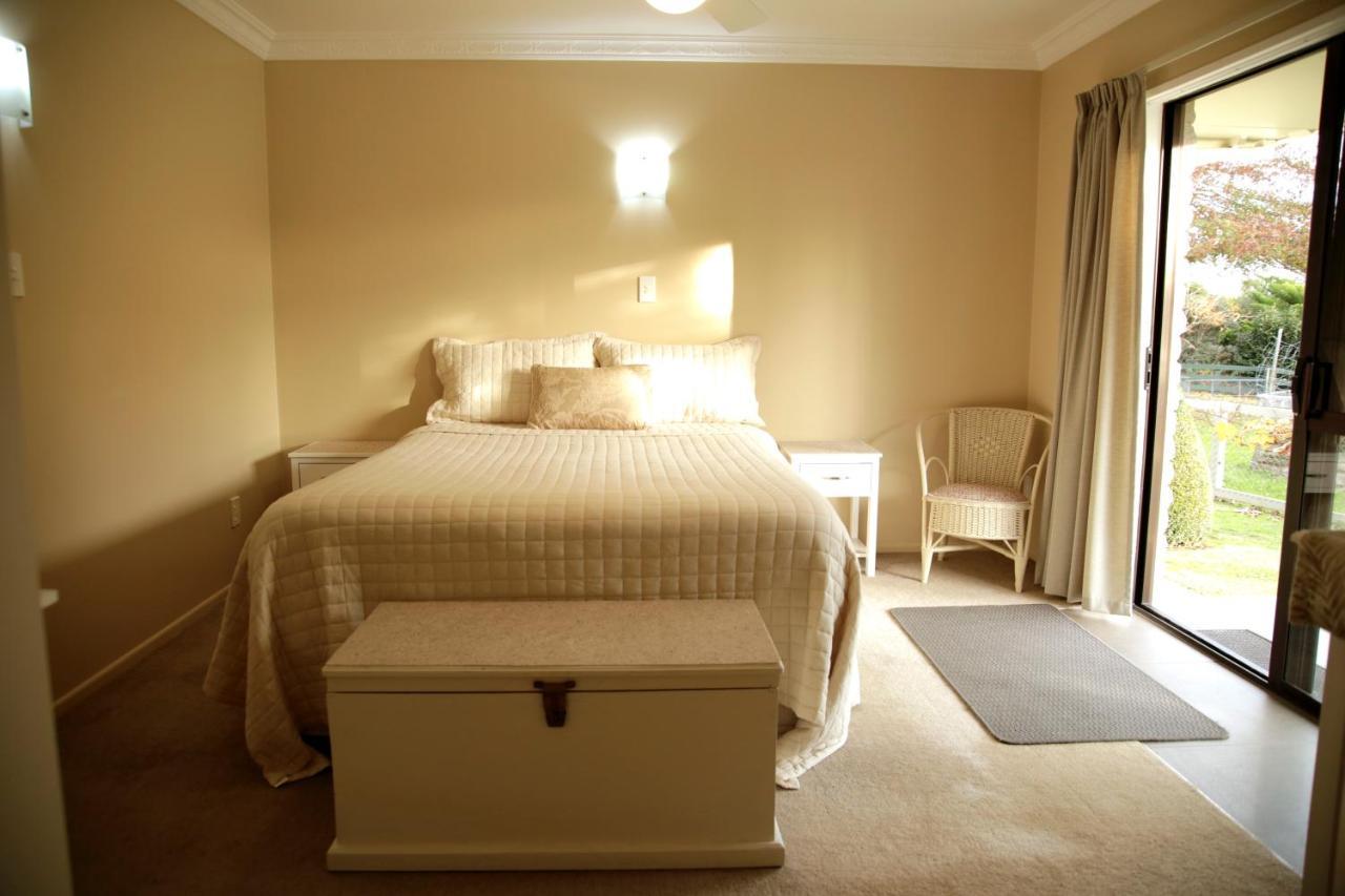 Somersal Bed & Breakfast Pirongia Exterior photo